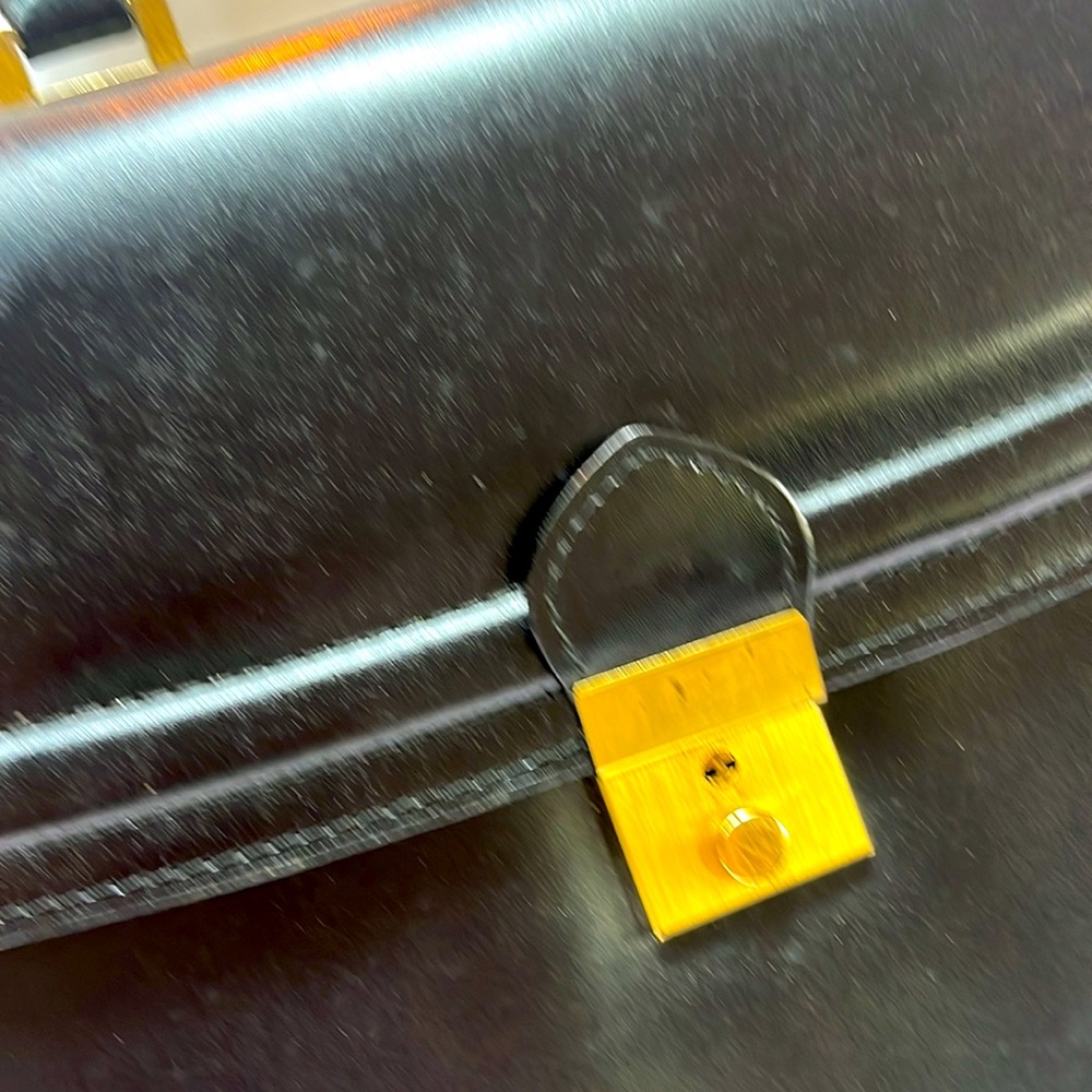 Heritage Black Leather Briefcase - Picture 3 of 13
